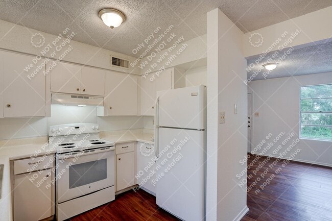 748 Old Martindale Rd - 748 Old Martindale Rd