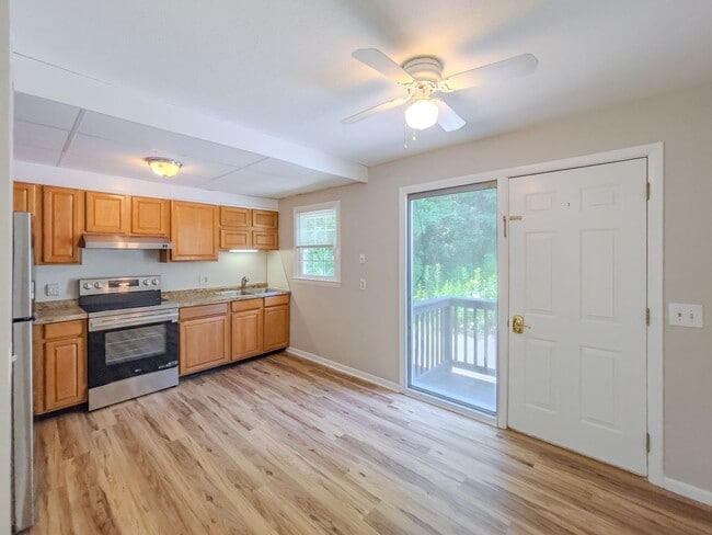 Photo - 73 Velgouse Rd Unit 2