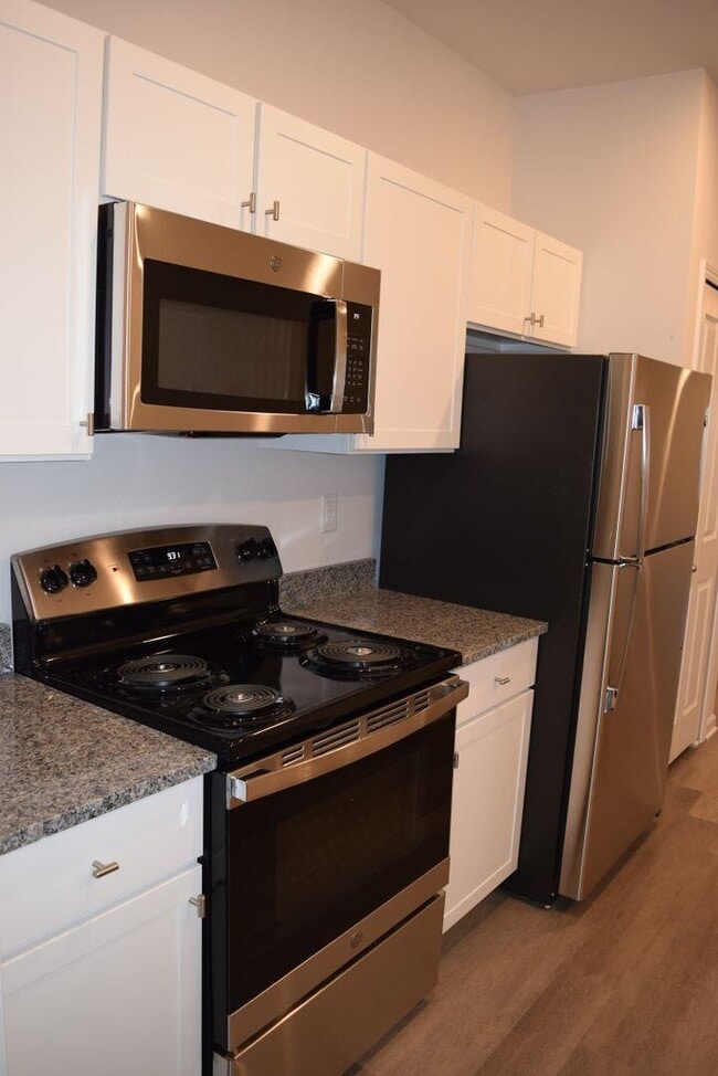 Photo - 29330 Towne Center Cir Unidad 02-23ABF