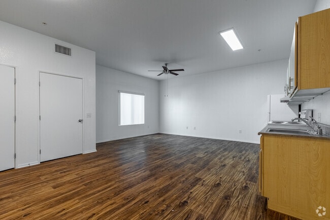 1 BR, 1 BA - 679 SF - College Villas - Senior Community