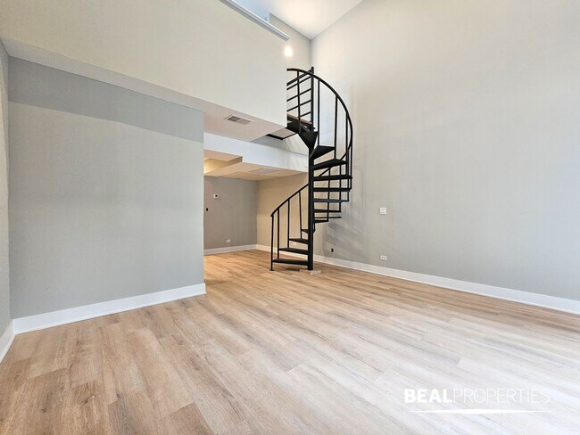Photo - 1220 N LaSalle