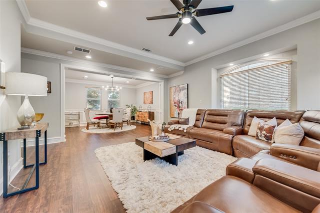 Photo - 114 Mischief Ln