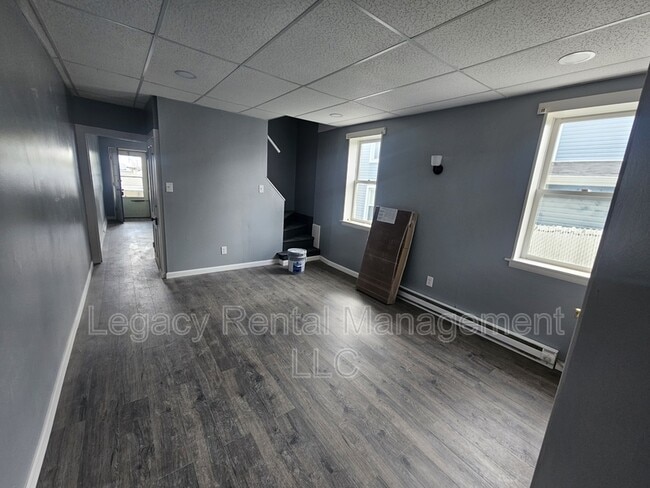 Photo - 620 Ridge St