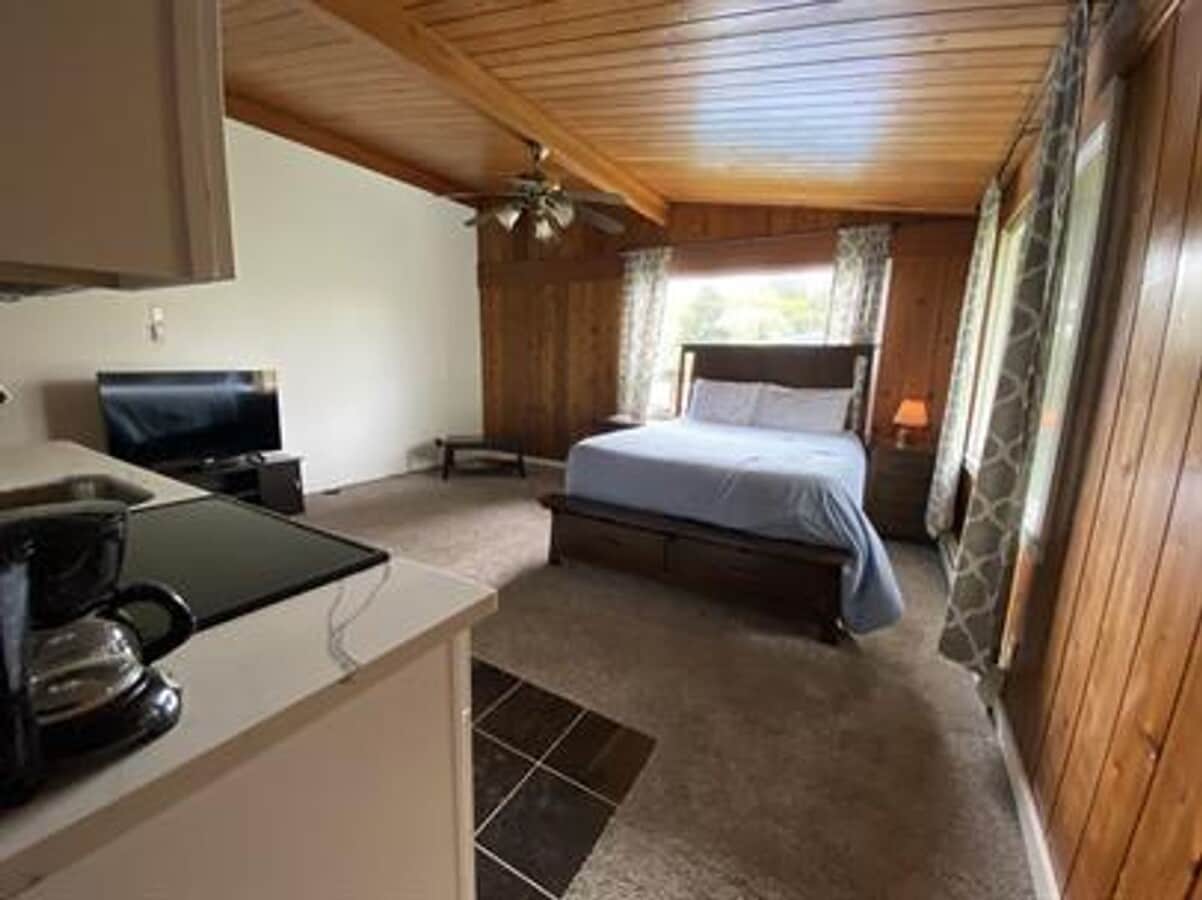 Photo - 757 Ocean Ct NW Unit 1