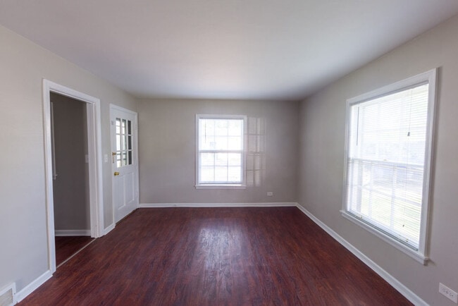 Photo - 41 E North Ave Unit 4