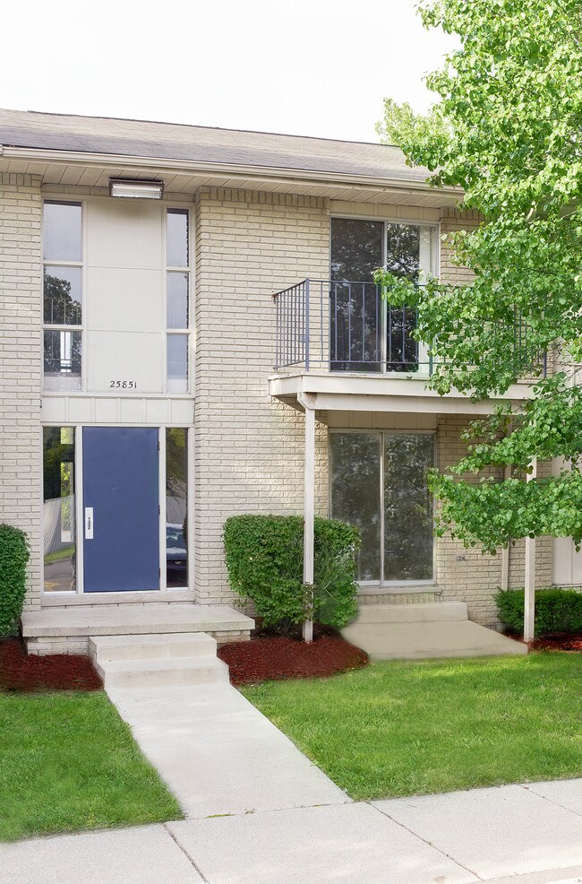 Bridgewood Apartments For Rent in Flat Rock, MI