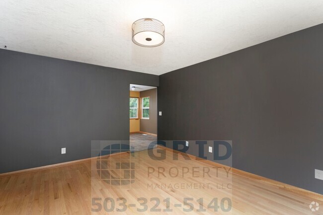 Building Photo - GPM603 - NE 92nd Ave (T2) Unit A Rental