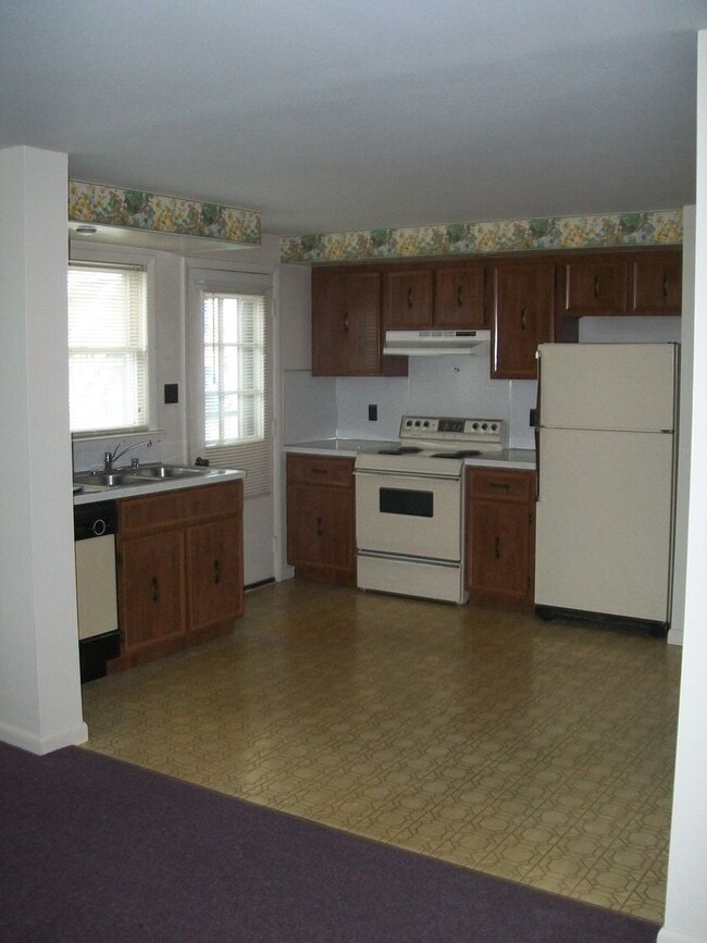 Photo - 163-165 Fairview Ave. Unit 163