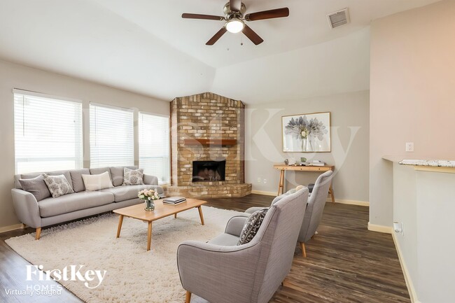 Photo - 4306 Regency Villa Dr