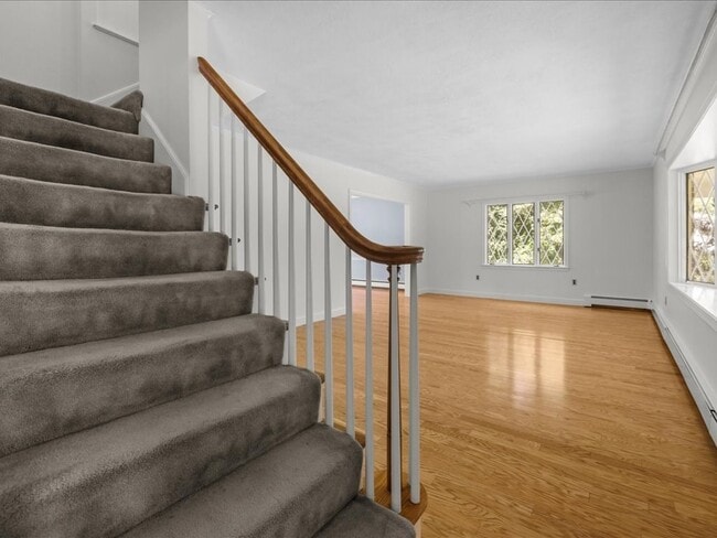 Photo - 15 Woodridge Rd