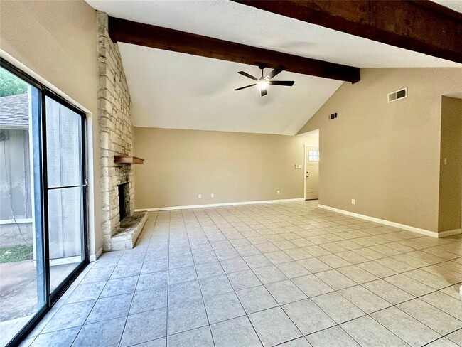 Photo - 1611 Onion Creek Village Dr