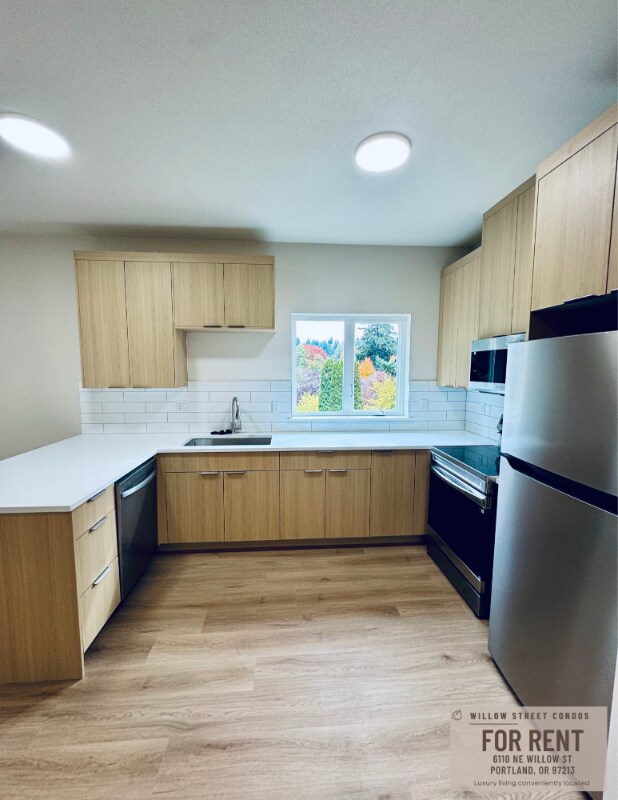 Photo - 6110 NE Willow St Unidad 103