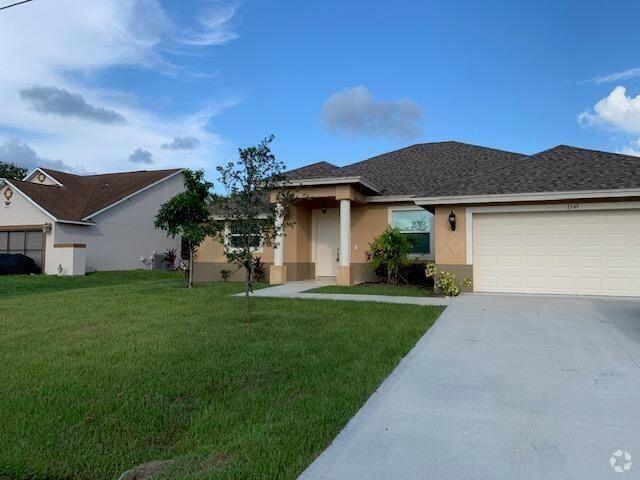 Building Photo - 2549 Southwest Rental
