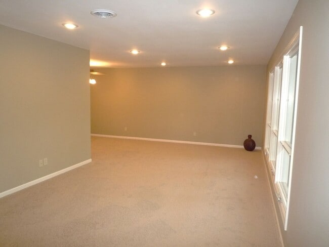 Photo - Spacious 3BR/2BA Ranch Home with 1,734 Sq.Ft. and a 2-Car Garage in a Great Neighborhood Close to...