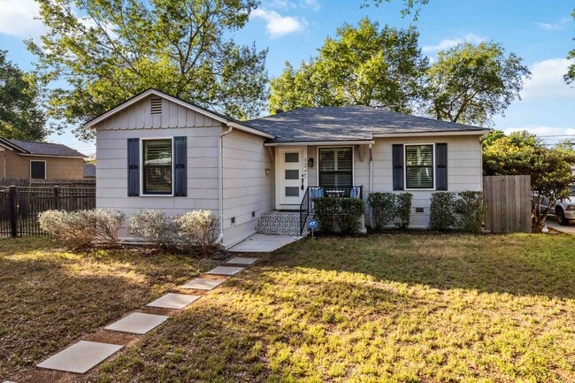 Photo - 124 Harmon Dr