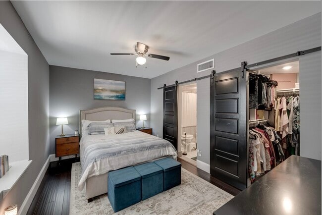 Building Photo - 3401 Timmons Ln Unit True