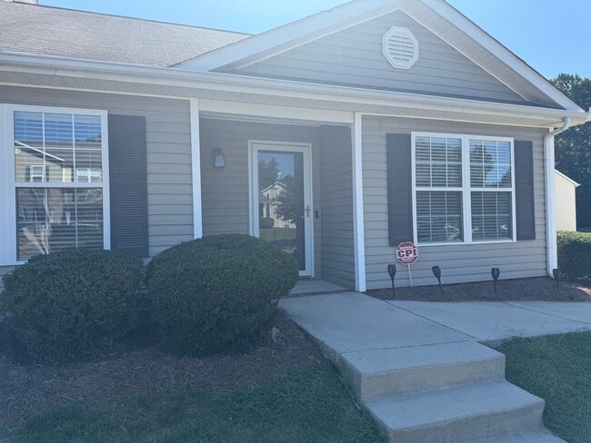 Building Photo - 801 Remount Ct Unit 801 REMOUNT COURT Rental