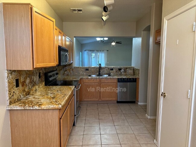 Photo - 2441 W Indigo Dr