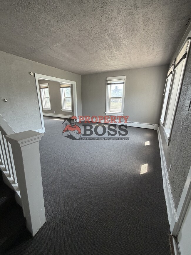 Photo - 546 E 7th Ave
