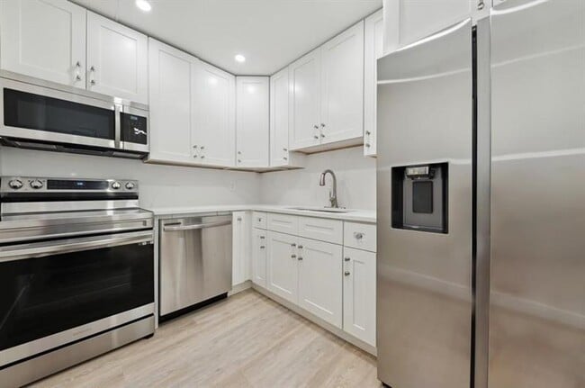Photo - 6491 Bay Club Dr Unit 2