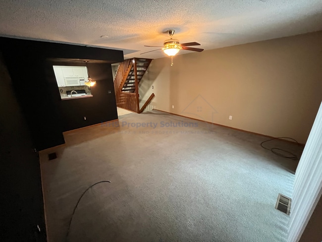 Photo - 186 Macfalls Way