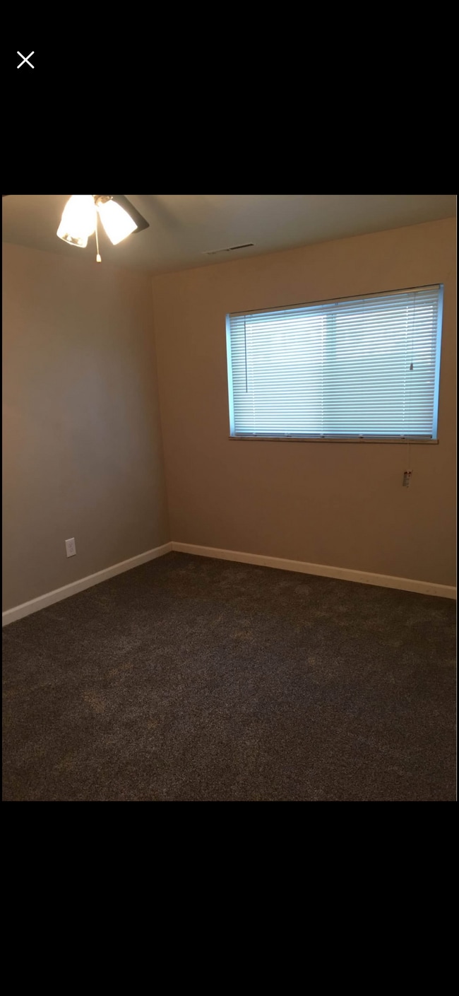 Photo - 1606 McKay Way