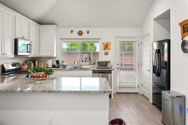 Photo - 128 Riverhill Dr