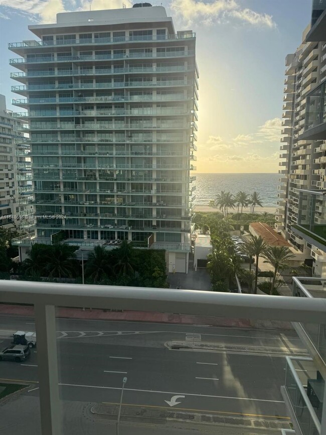 Photo - 5750 Collins Ave Condominio Unidad 10J