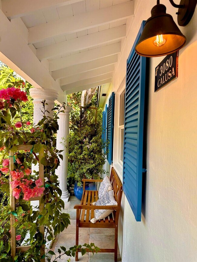 Photo - 3080 Calusa St