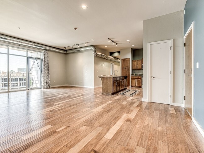 Photo - Military/First Responder Discount Available- 3 Bedroom/2 Bath Downtown OKC Condo WITH 2 Covered ...