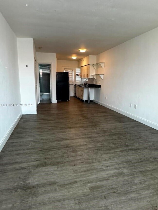 300 74th St Unit 17