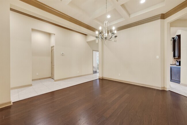 Photo - 7118 Argonne Trail