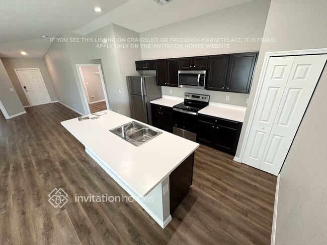 Photo - 25372 Estrada Cir