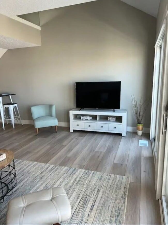Photo - 116 Millpoint Dr Unit 116 Millpoint Dr.