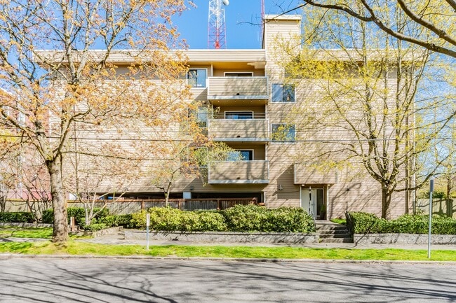 Photo - Park Royal Apartments