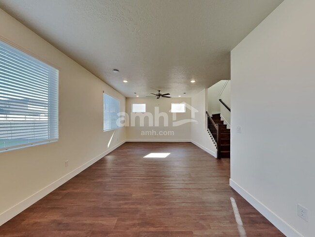 Photo - 3087 N Vigo Ave