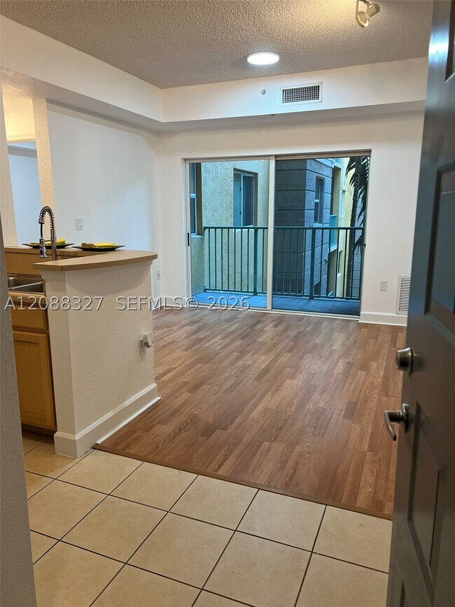 Photo - 6001 SW 70th St Unit 346