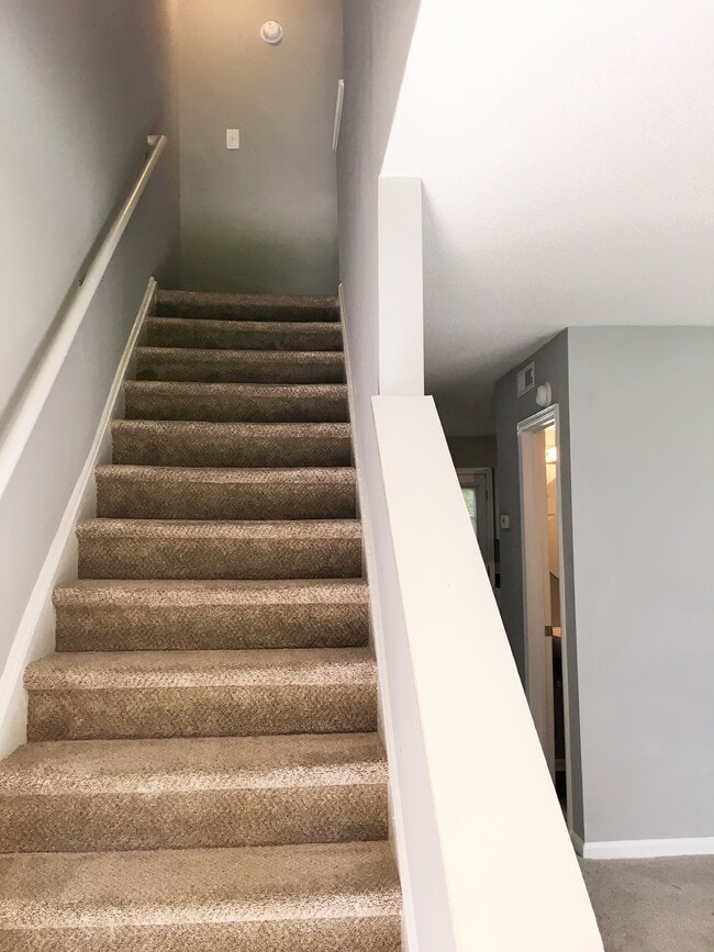 Photo - 510 Sherwood Ct