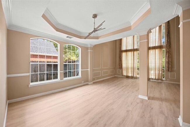 Photo - 14715 Golden Bough Ln