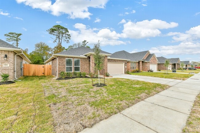 Photo - 3915 Sugardale St