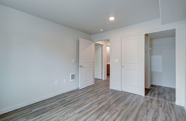 Photo - Luxury Apartment Homes at The 404 on 117th – Now Leasing! Unidad 102