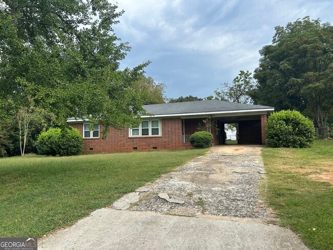 Building Photo - 190 Northcrest Dr Rental