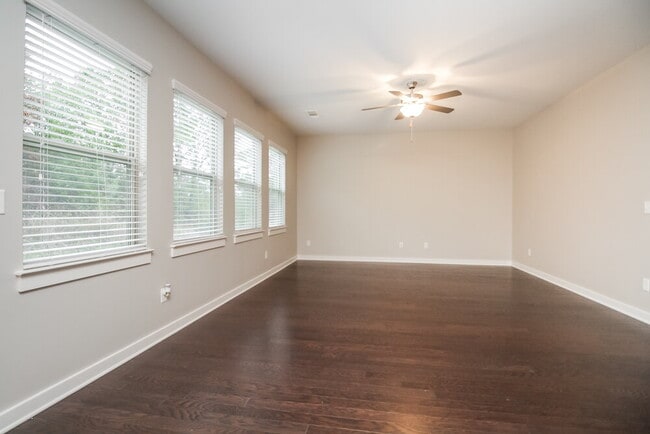 Photo - 2032 Hamilton Hill Dr