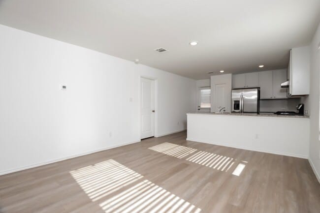 Photo - 14322 Calaveras Creek