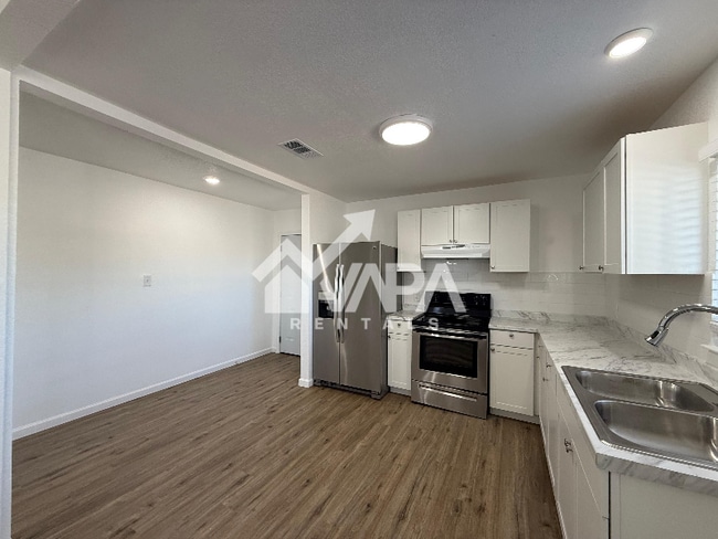 Photo - 154 Frances Jean Dr