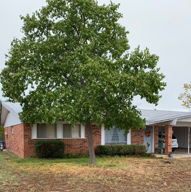Photo - 1805 Greenwood Ln
