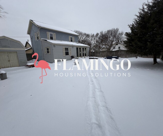 Photo - 214 W Main St