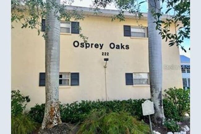 Photo - Living Downtown Sarasota Unit 105