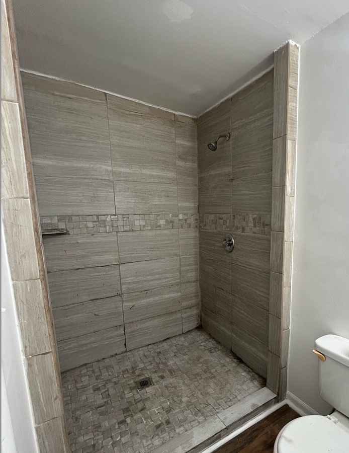 Photo - 5300 Ave I