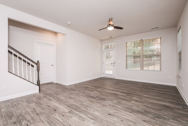 Photo - 1728 Ripley Woods St